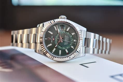 rolex sky dweller grün|rolex sky dweller price used.